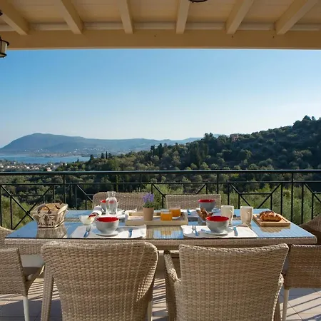 Vila Phaedra, Inoro Katouna