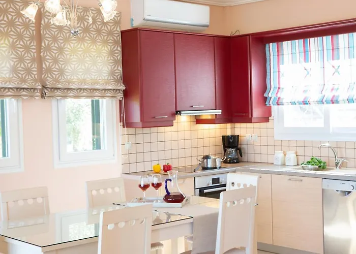 Villa Phaedra, Inoro Katouna