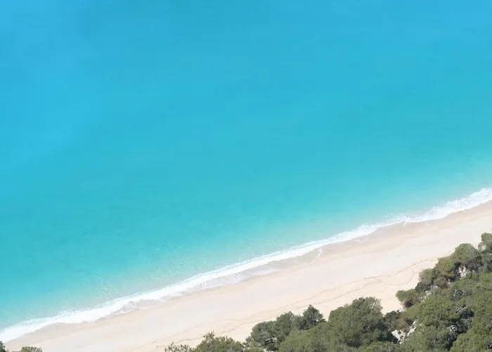 Phaedra, Inoro Villa